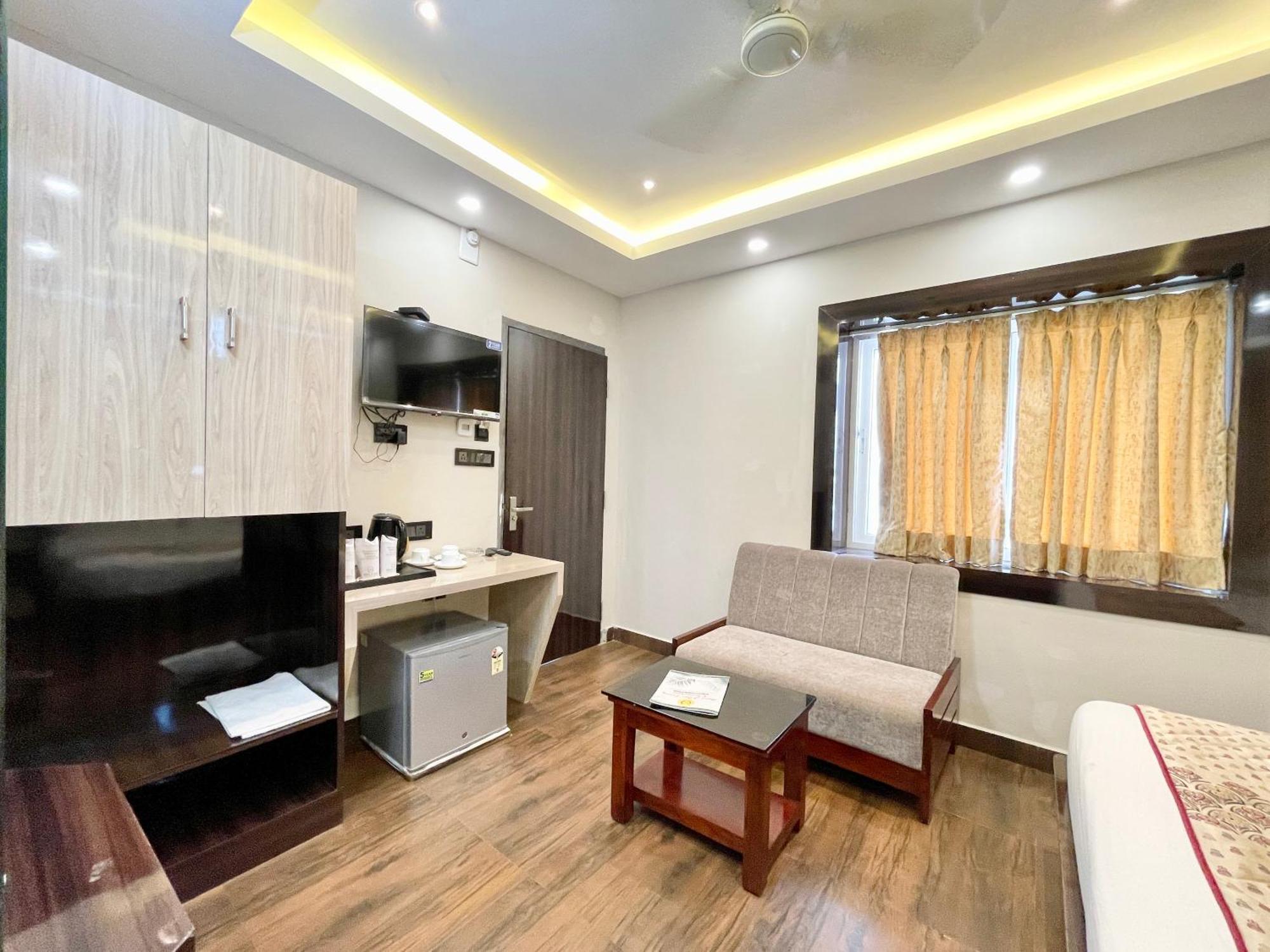 A One Pride ! Fully-air-conditioned-hotel Near-sea-beach-&-temple With-lift-and-parking-facility Restaurant-availability Hotel 4*