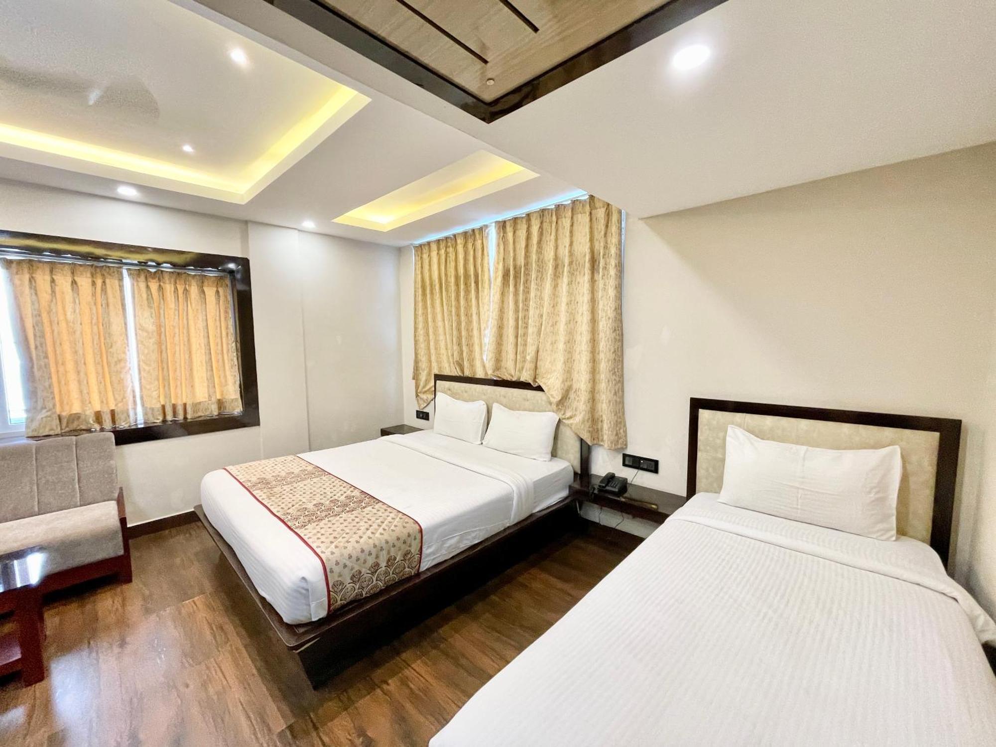 A One Pride ! Fully-air-conditioned-hotel Near-sea-beach-&-temple With-lift-and-parking-facility Restaurant-availability Hotel 4*