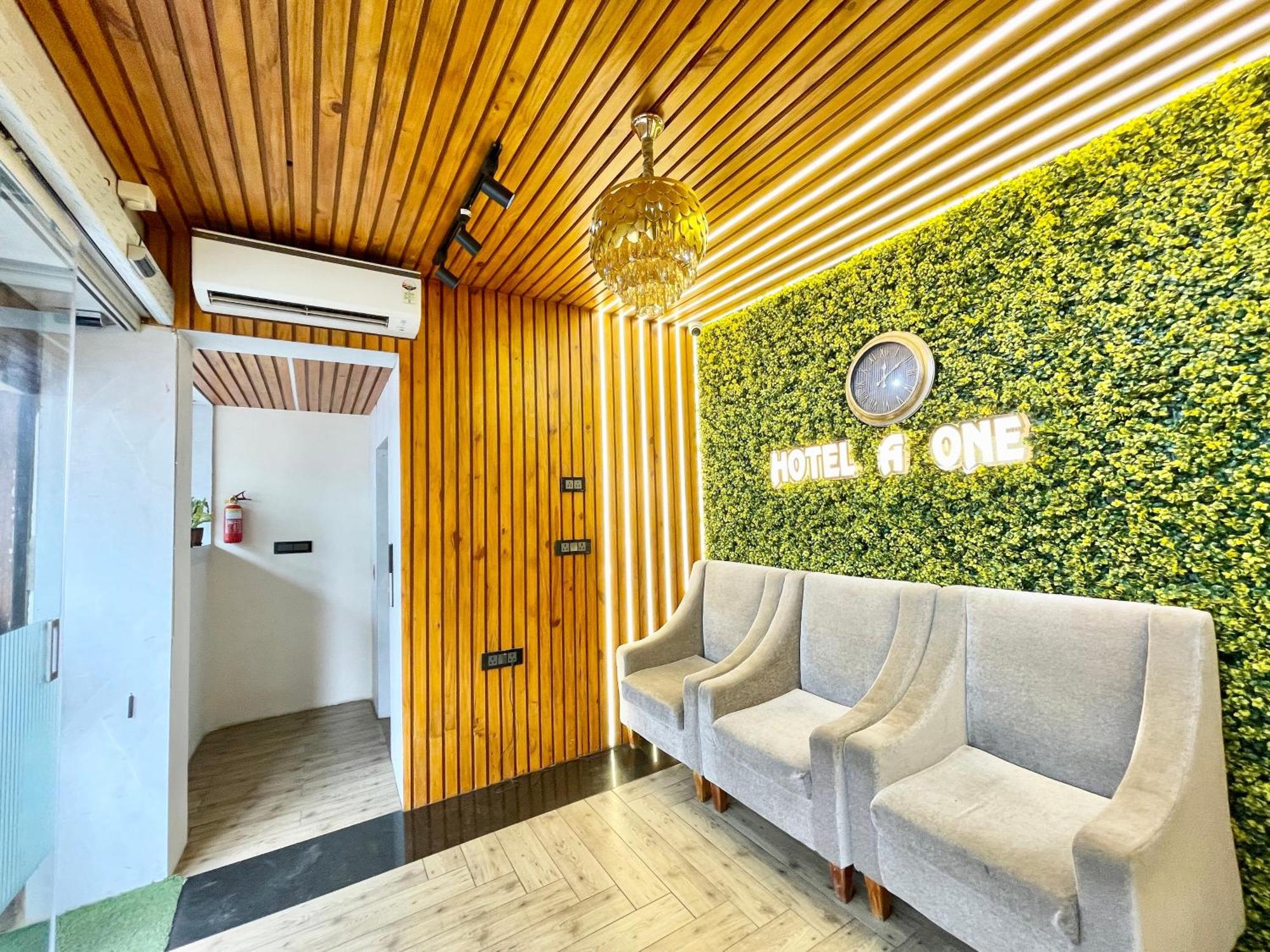 A One Pride ! Fully-air-conditioned-hotel Near-sea-beach-&-temple With-lift-and-parking-facility Restaurant-availability 4*
